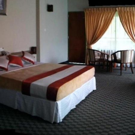 Ramboda Falls Hotel Buitenkant foto